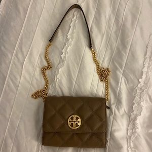 NWT Tory Burch Willa Chain Wallet